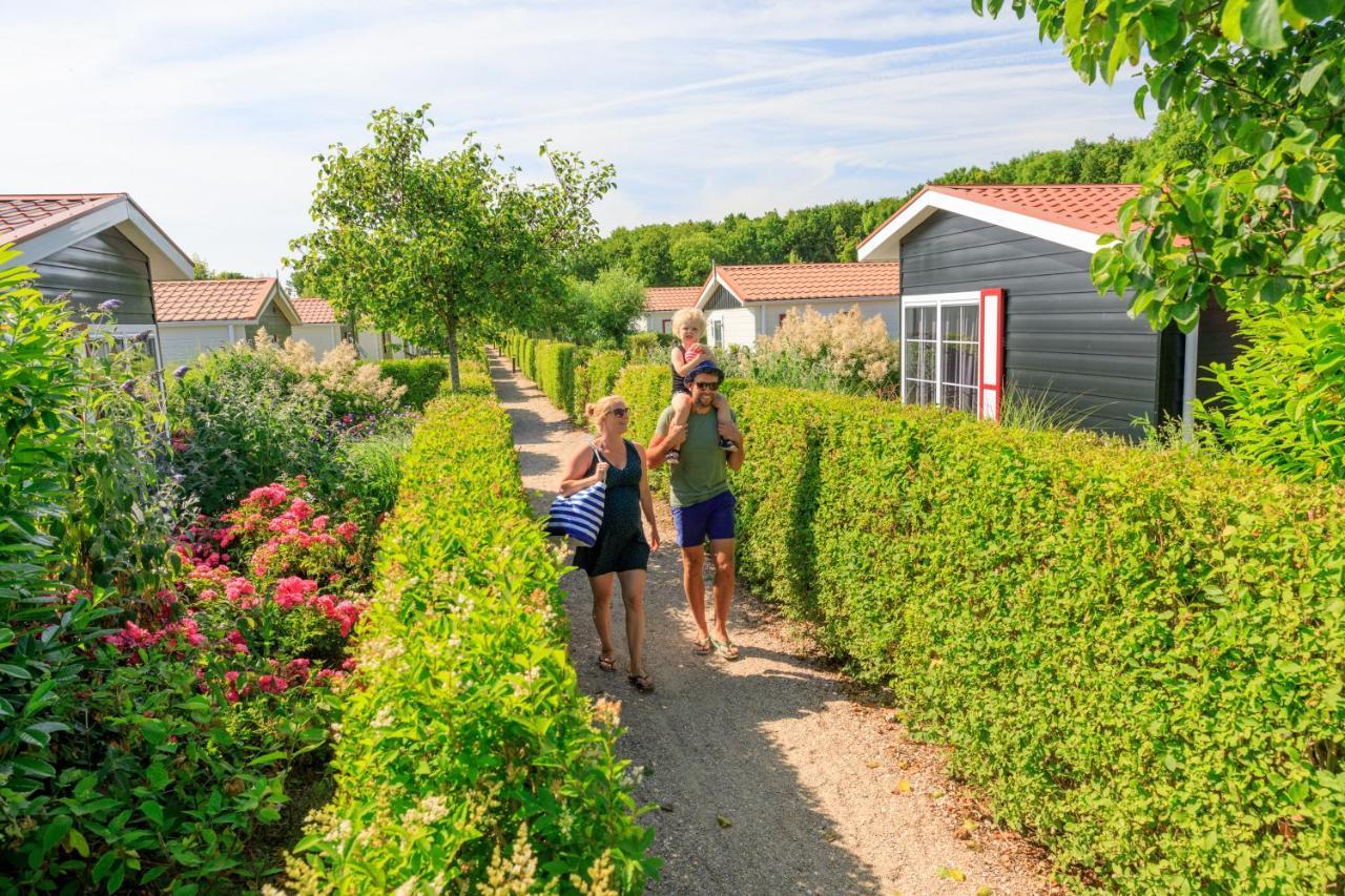 De Meerpaal Vakantiepark 3*